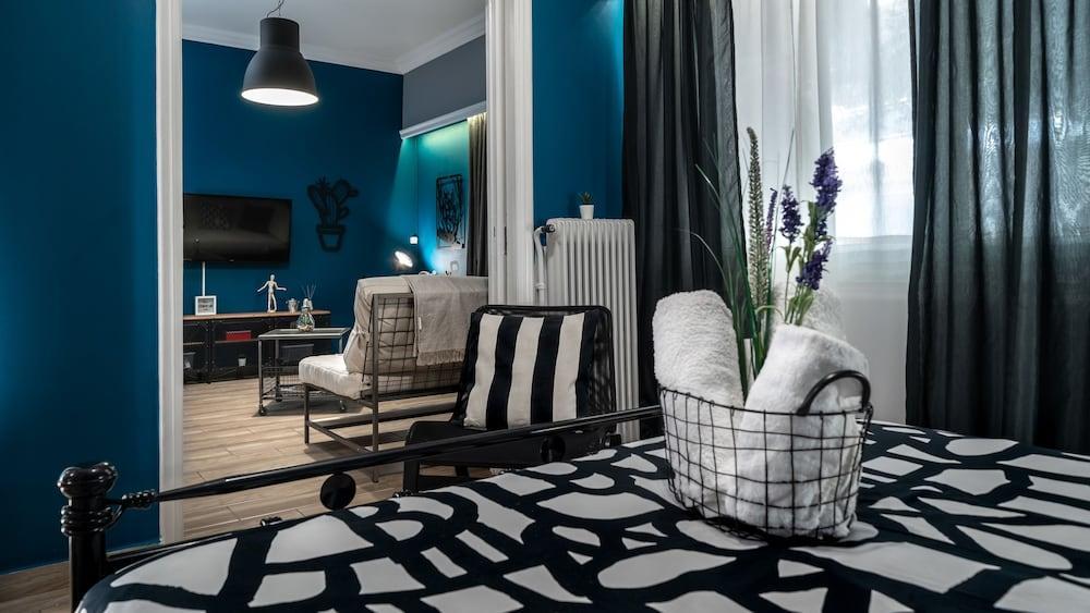 Mj Luxury Suites เอเธนส์ ภายนอก รูปภาพ