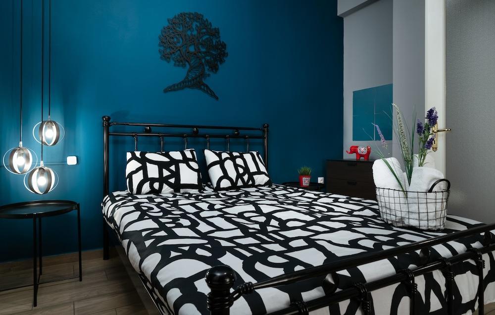 Mj Luxury Suites เอเธนส์ ภายนอก รูปภาพ